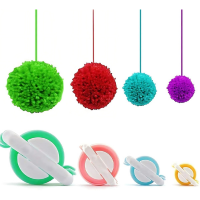 Pom Pom Maker Kit